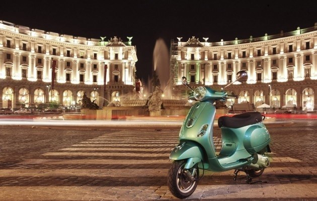 Vespa 3V LX